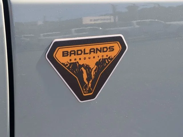 Used 2022 Green Ford Badlands image 37