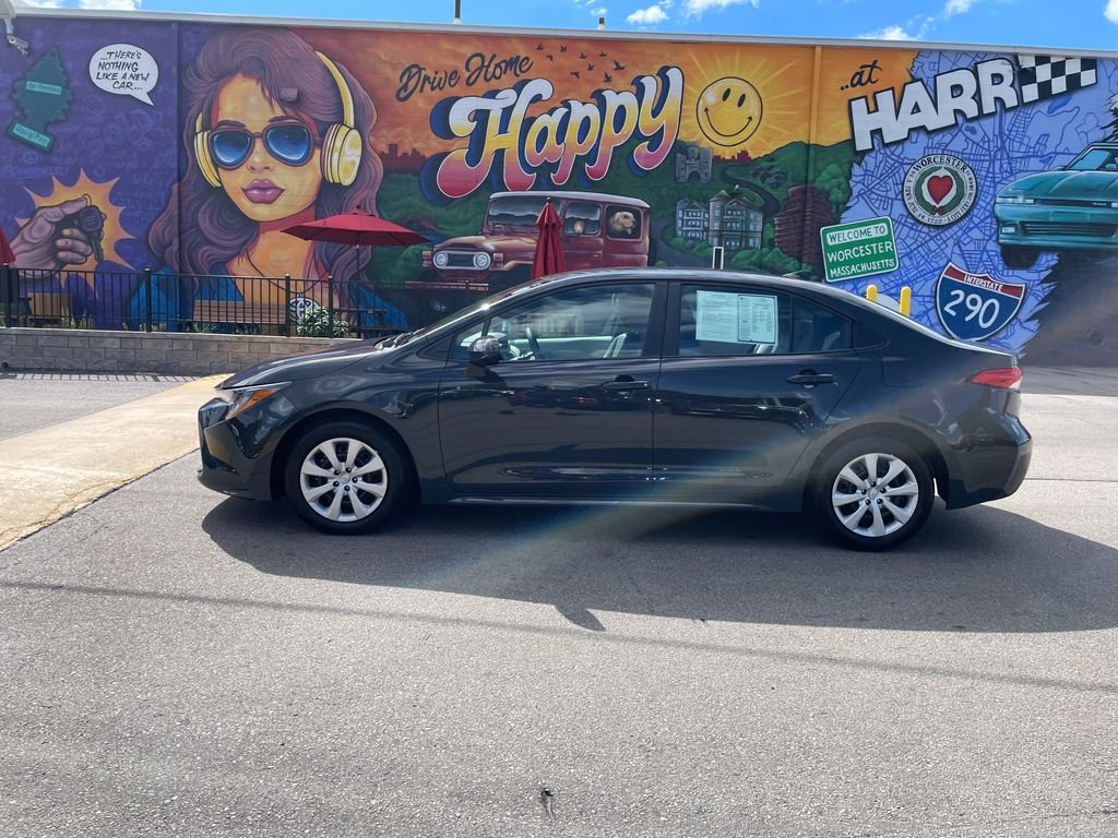 Used 2026  Toyota LE image 2