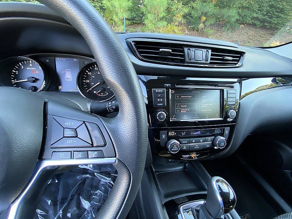 Used 2019 Gun Metallic Nissan SV image 15