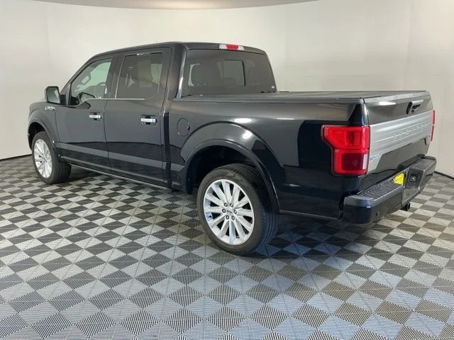 Used 2018 Shadow Black Ford Limited image 7