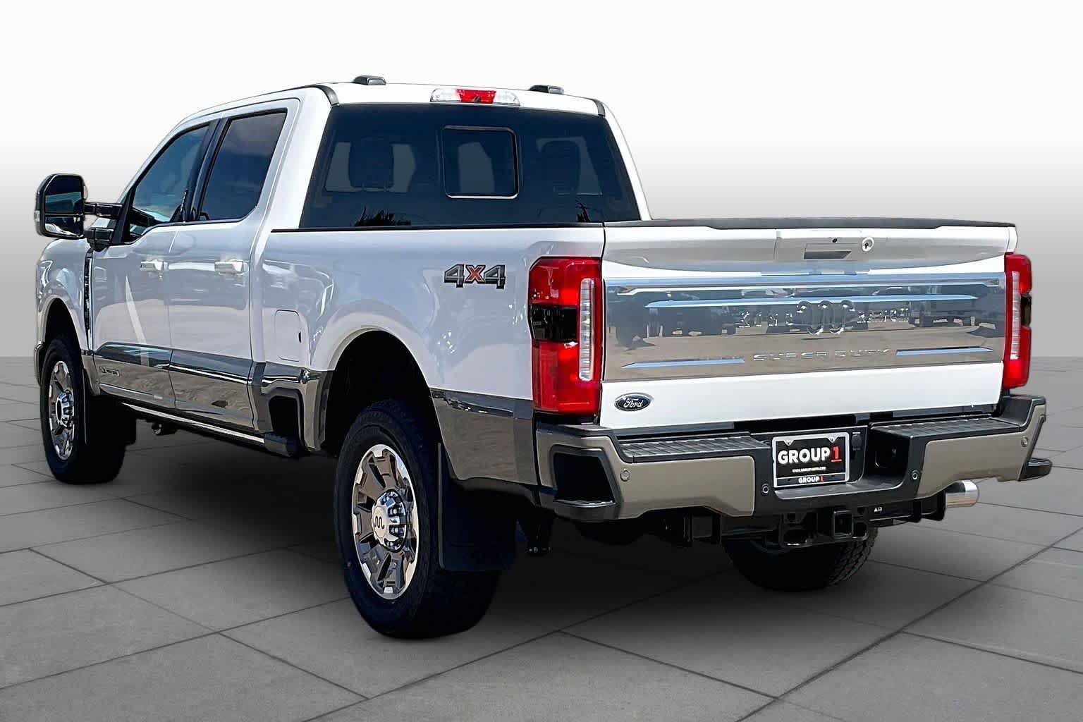 New 2026 Star White Metallic Tri-Coat Ford F-250® King Ranch® image 12