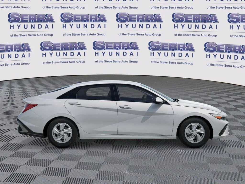 New 2026 White Hyundai SE image 7
