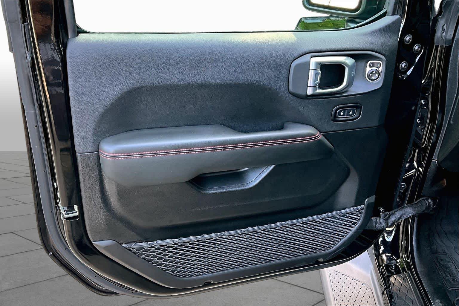 Used 2024 Black Clearcoat Jeep Rubicon X image 20