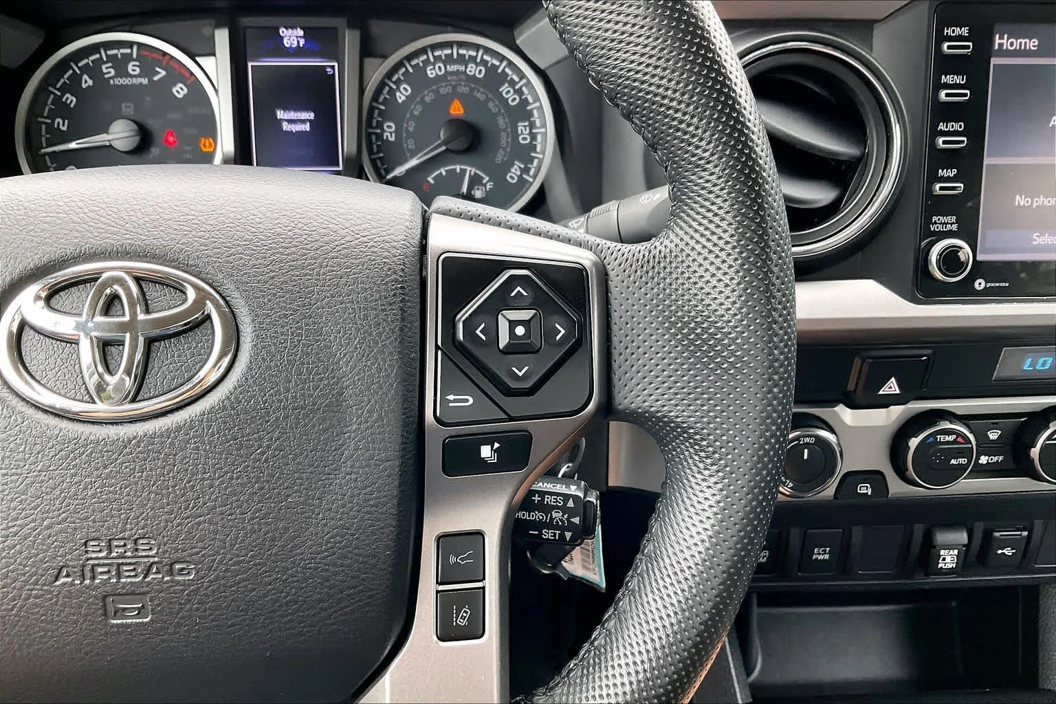 Used 2021 Silver Sky Metallic Toyota SR5 image 24