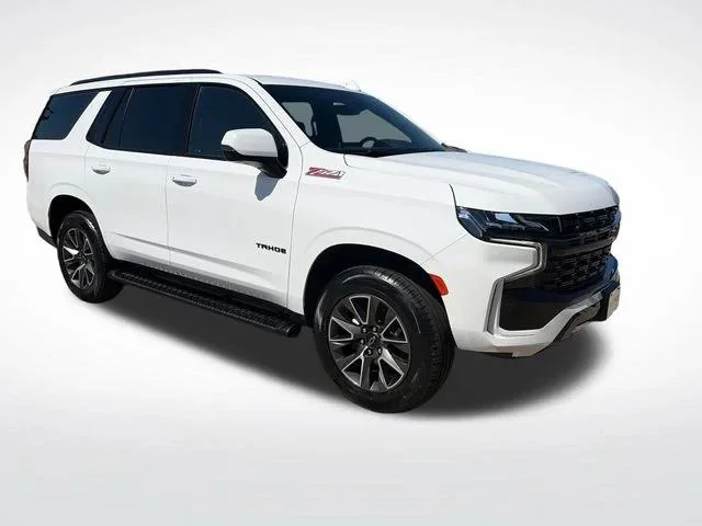 Used 2024 White Chevrolet Z71 image 7