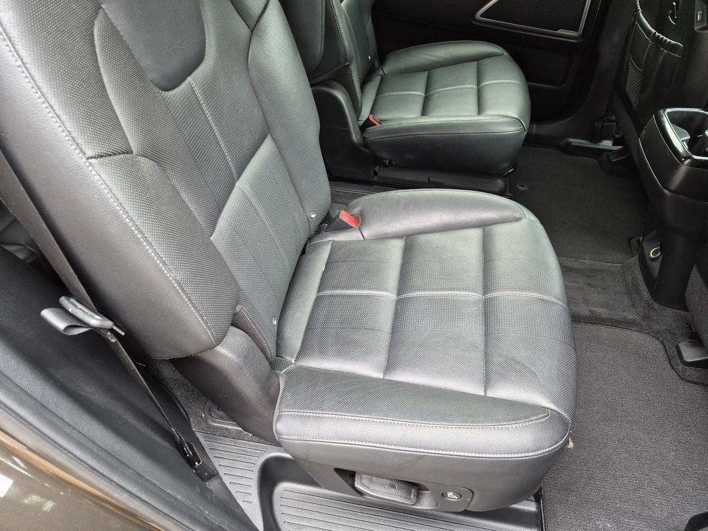 Certified Used 2022 Green Kia EX image 29