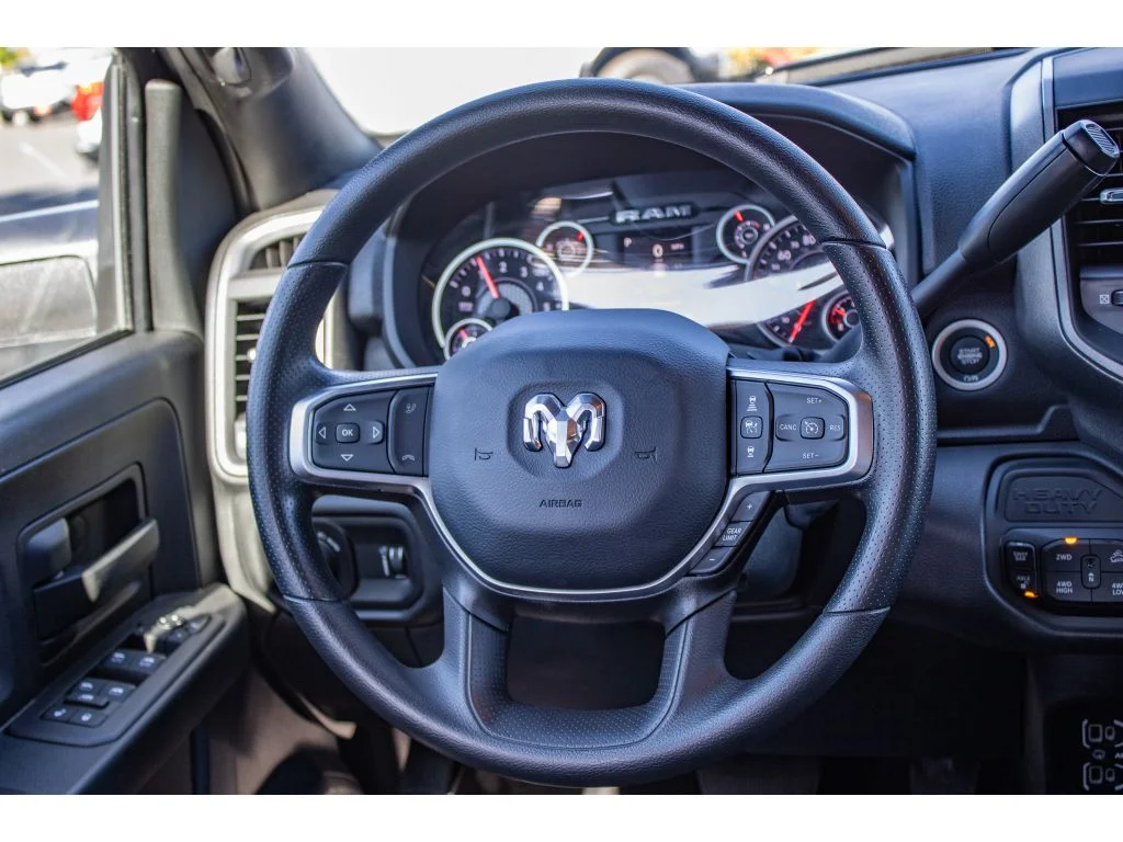 Certified Used 2025 Diamond Black Ram Tradesman image 36