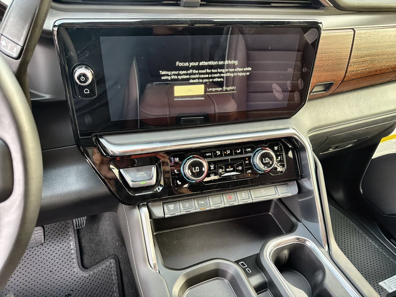 2026 GMC Sierra 2500HD Denali Ultimate - Photo 13
