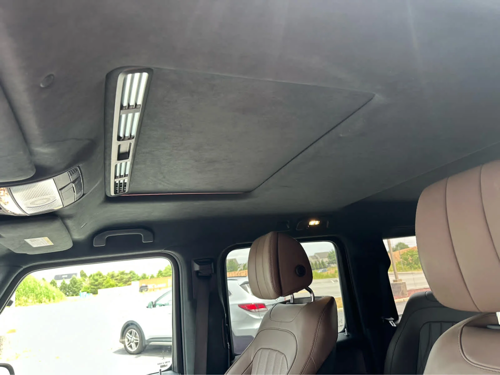 Used 2022 MANUFAKTUR Platinum Magno Mercedes-Benz G 550 image 11