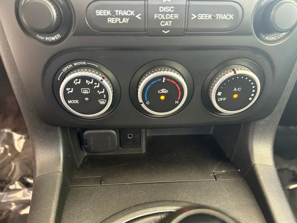 Used 2009 Red Mazda Sport image 41