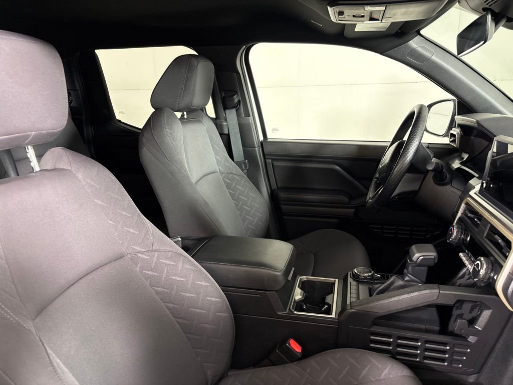 Used 2025 White Toyota SR5 image 19