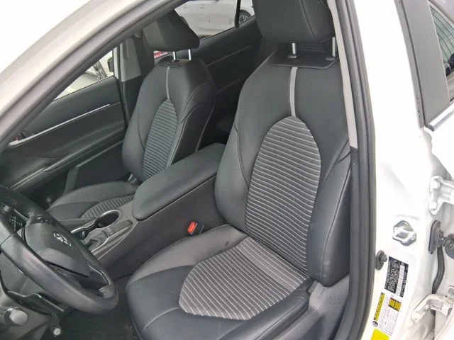 Used 2023 White Toyota SE image 14