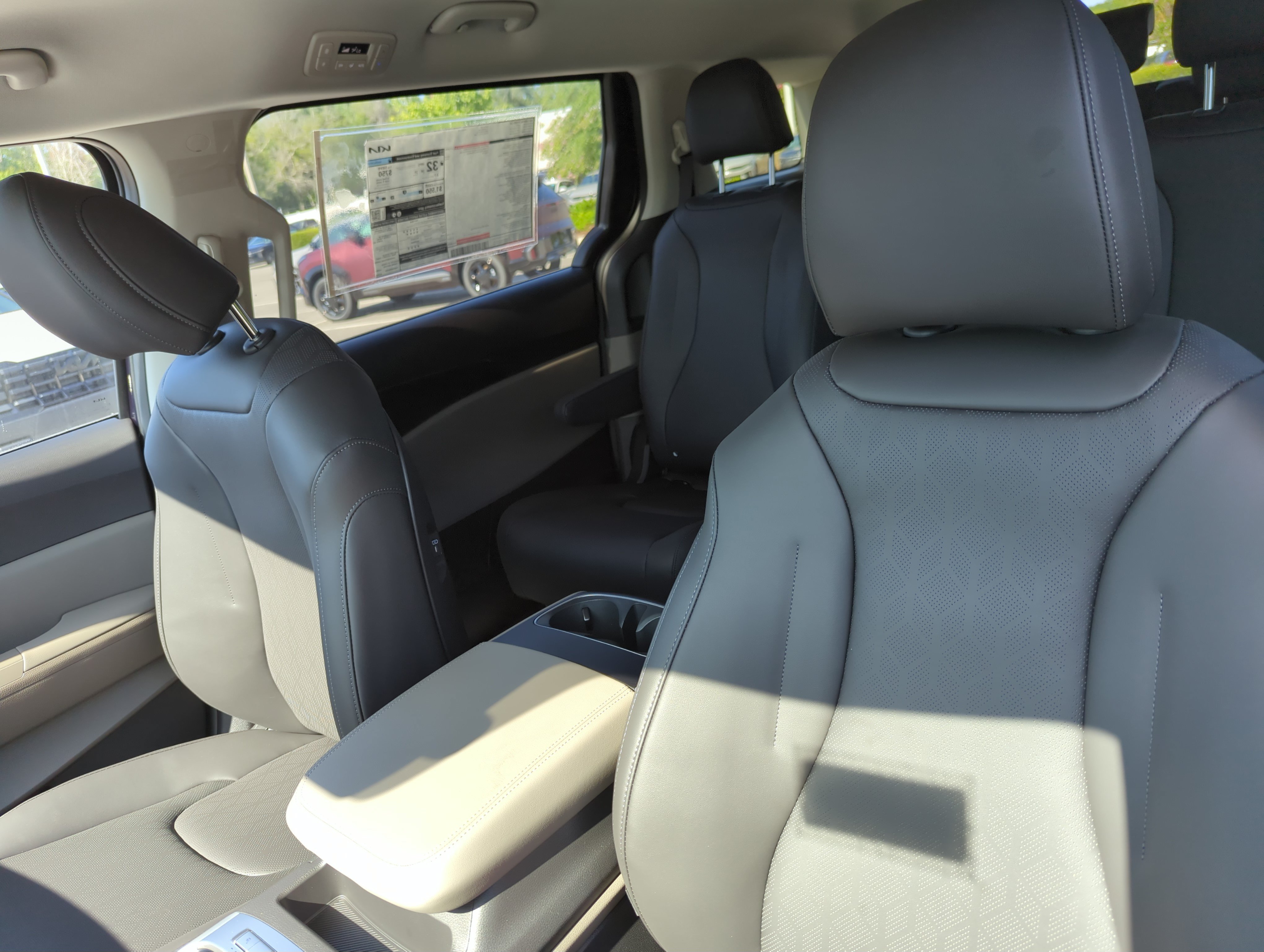 New 2026 Deep Chroma Blue Kia LXS image 22