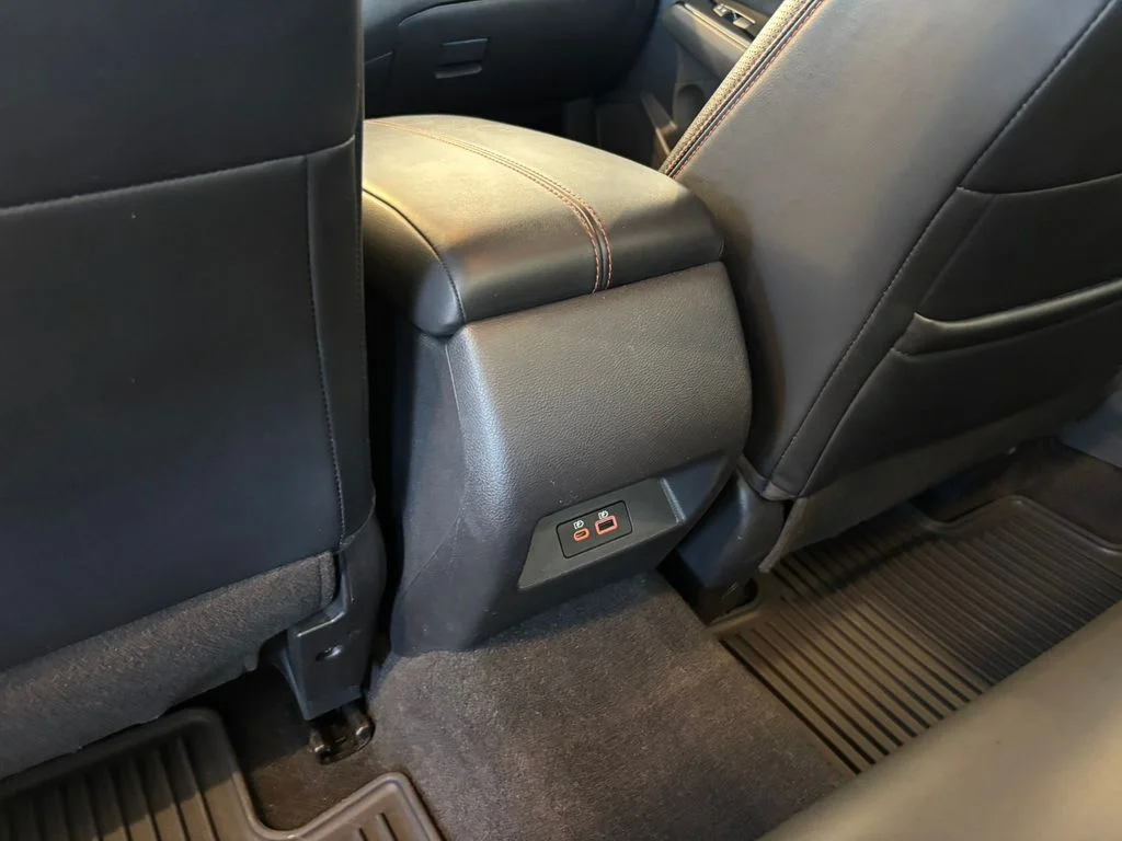Used 2024 Black Nissan 2.5 SR image 21