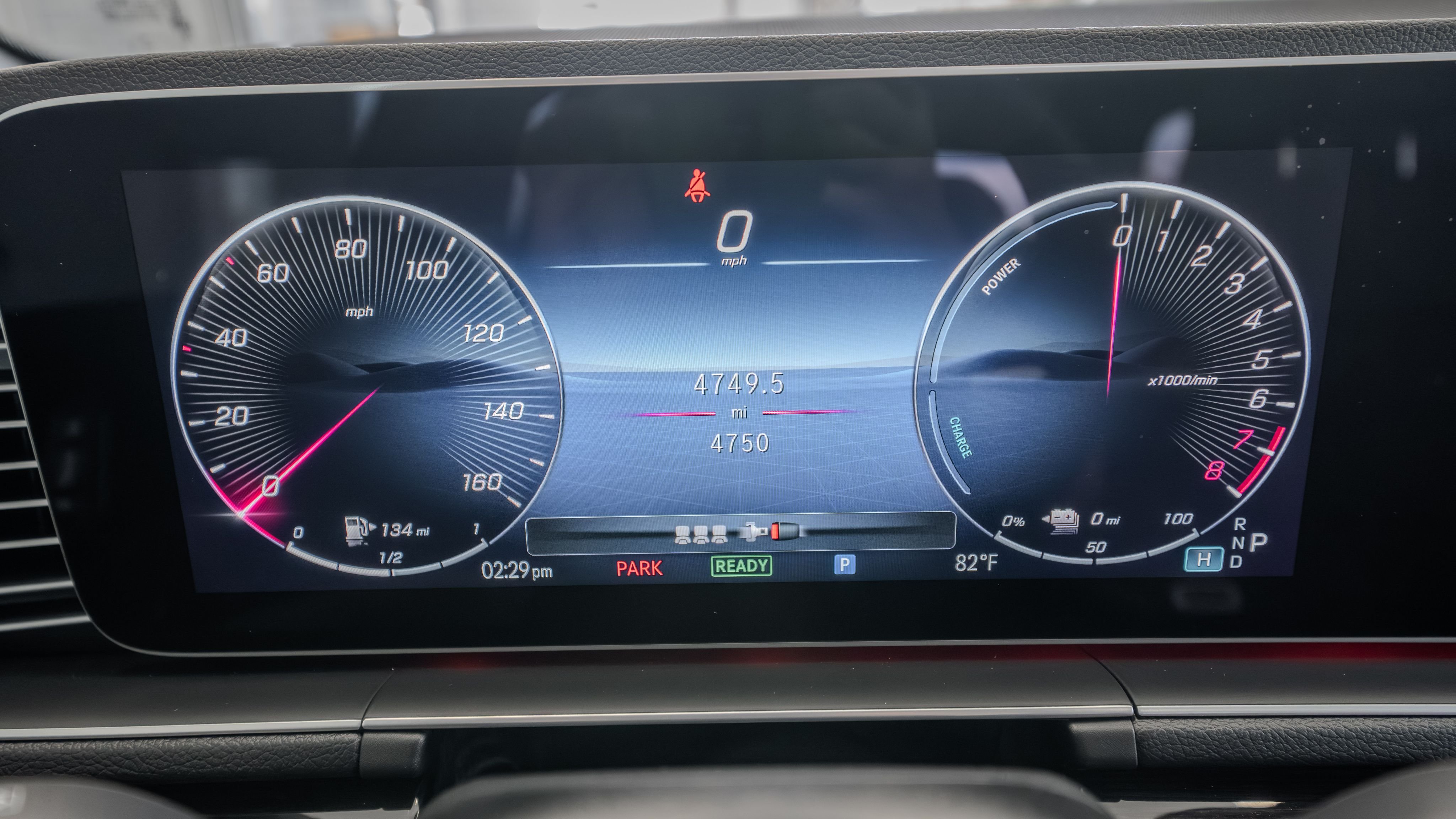 Certified Used 2025 Polar White Mercedes-Benz GLE 450e image 10