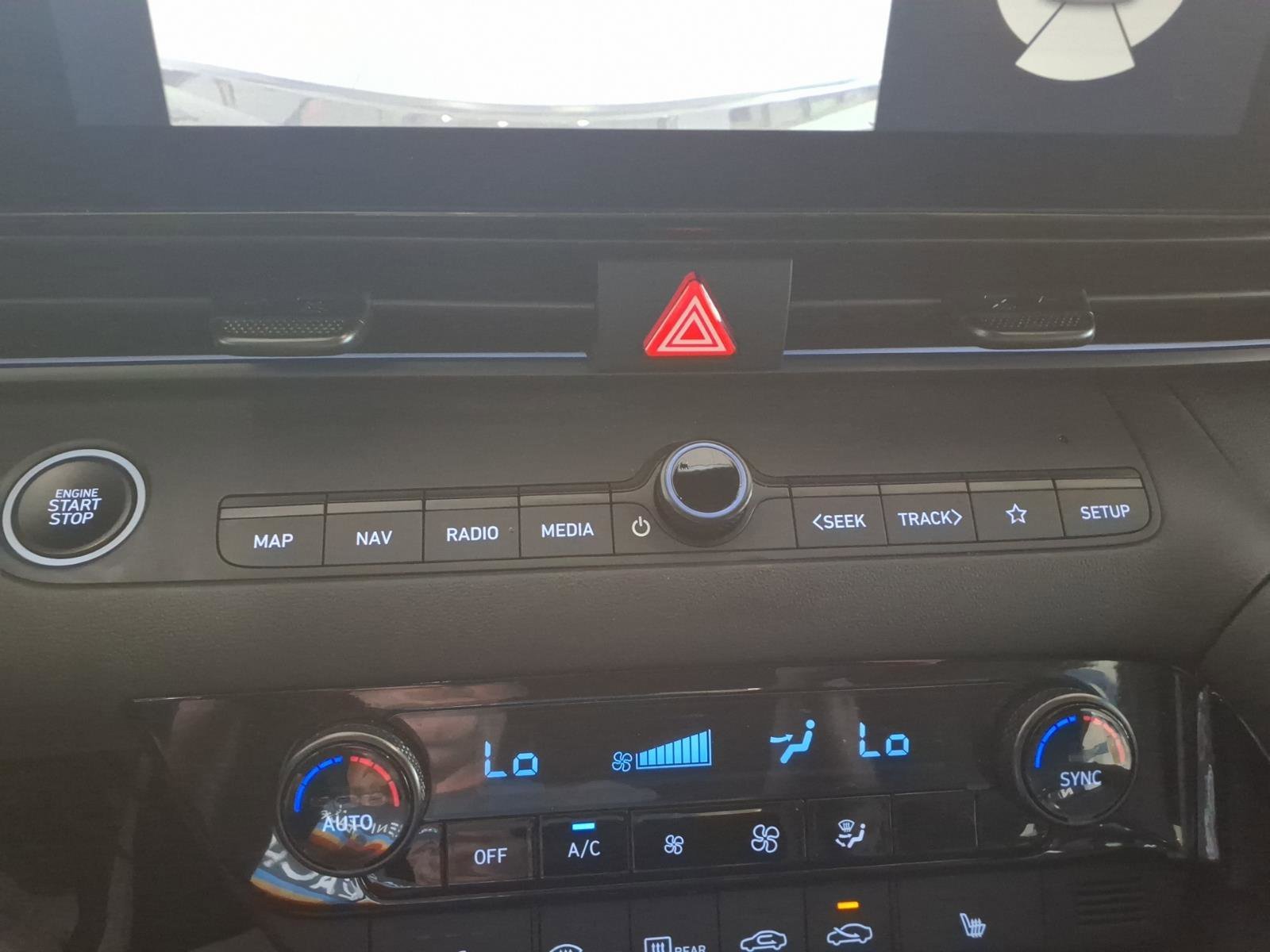 Certified Used 2025 Abyss Black Hyundai Base image 24
