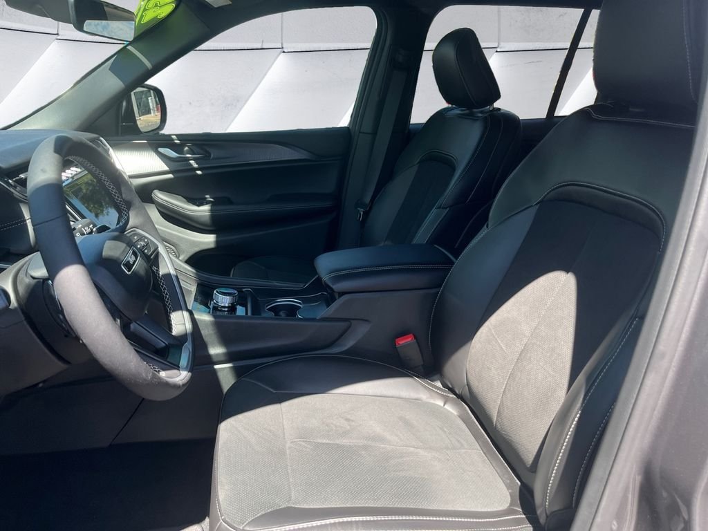 2025 Jeep Grand Cherokee Altitude - Photo 7