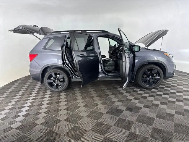 Used 2021 Gray Honda Elite image 17