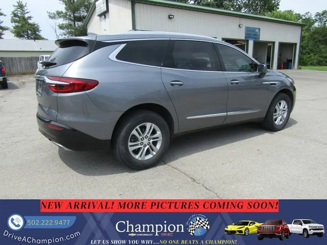 Used 2020 Includes Pitch Dark Night lower exterior accent color.) Buick Essence image 4