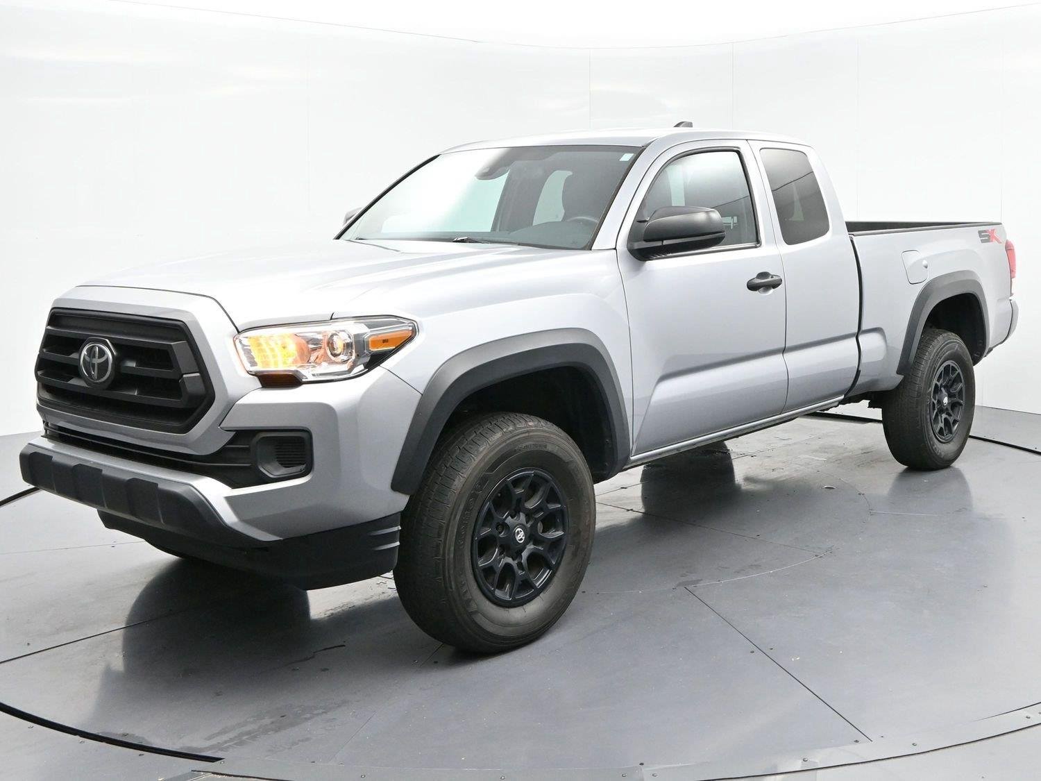 Used 2021 Silver Sky Metallic Toyota SR image 3