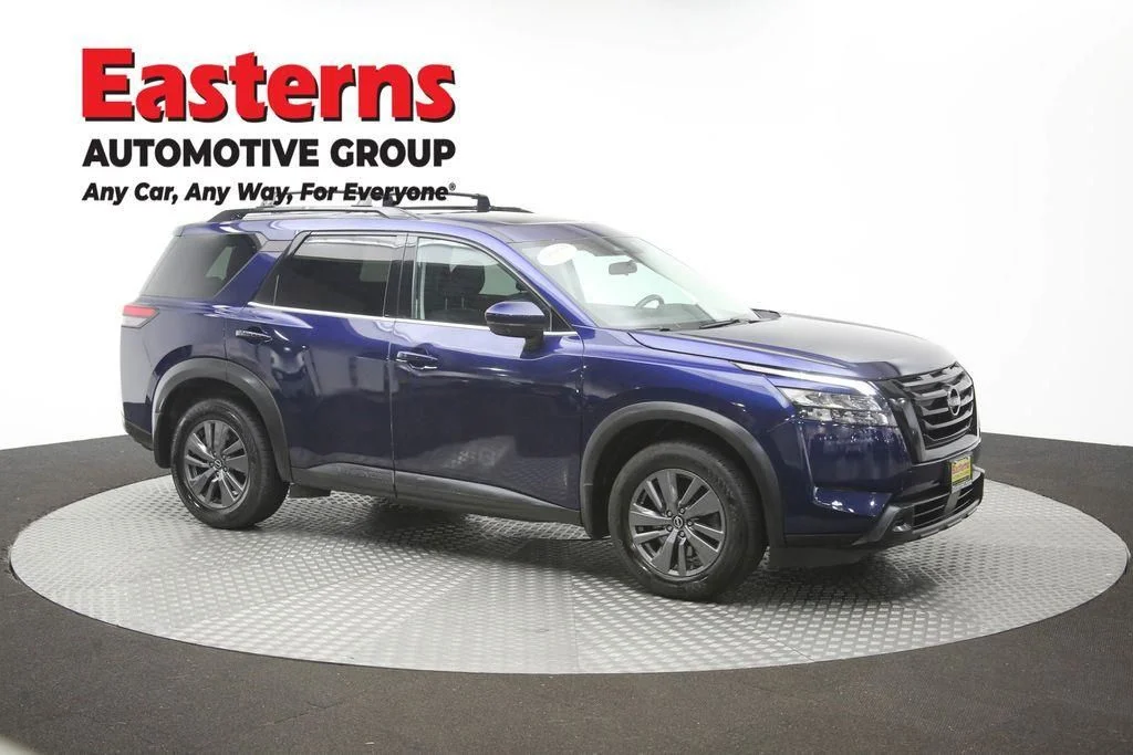 Used 2023 Blue Nissan SV image 51