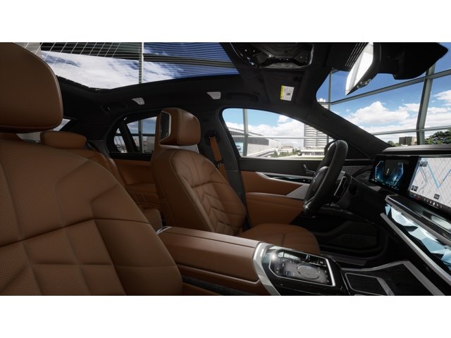 New 2026 Dravit Grey Metallic BMW 750e xDrive image 9