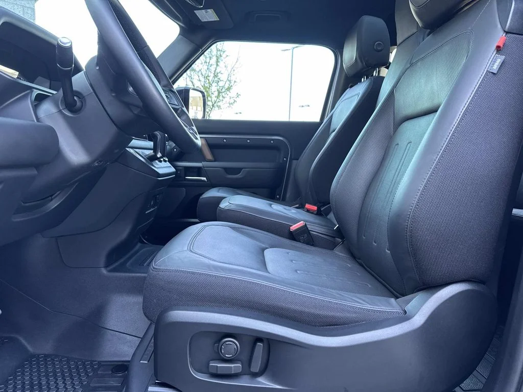 2023 Land Rover Defender X - Photo 15