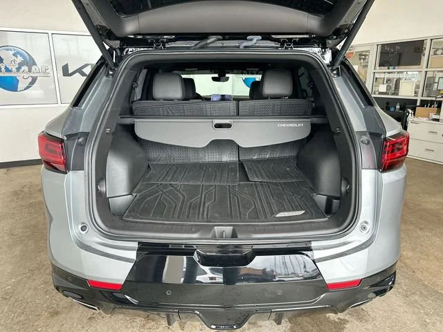 Used 2024 Gray Chevrolet RS image 22