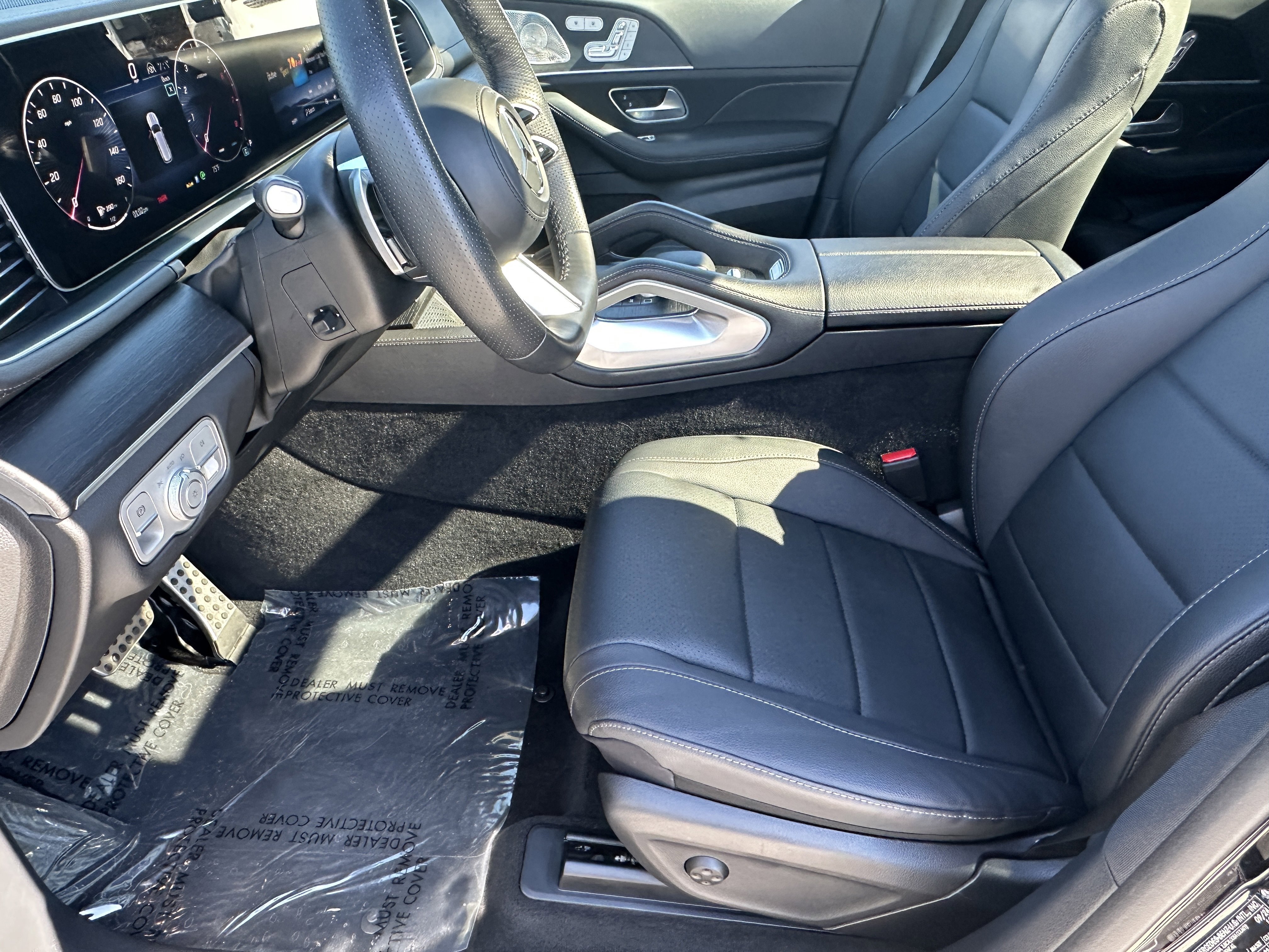 Certified Used 2025 Black Mercedes-Benz GLS 450 image 10