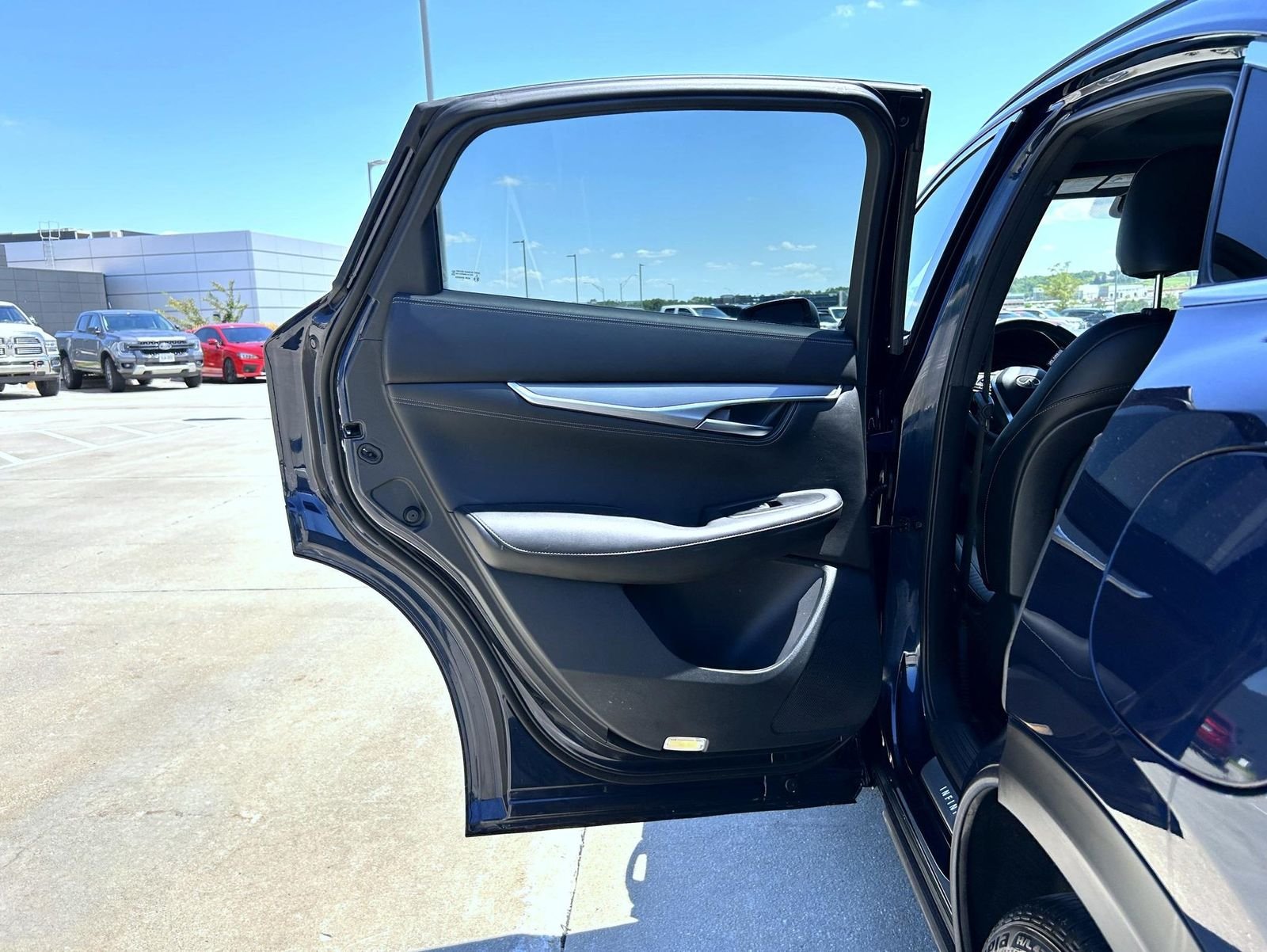 Certified Used 2023 Blue INFINITI LUXE image 20
