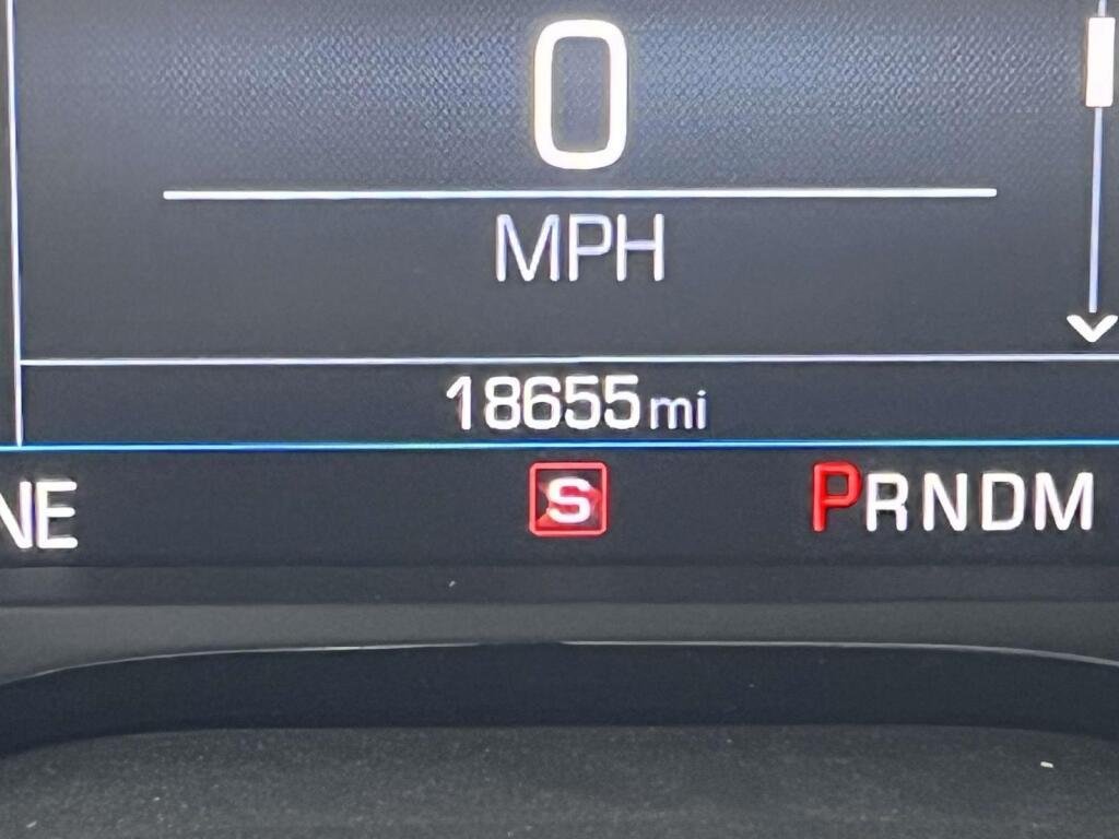 Used 2023 Sharkskin Metallic Chevrolet LT1 image 34