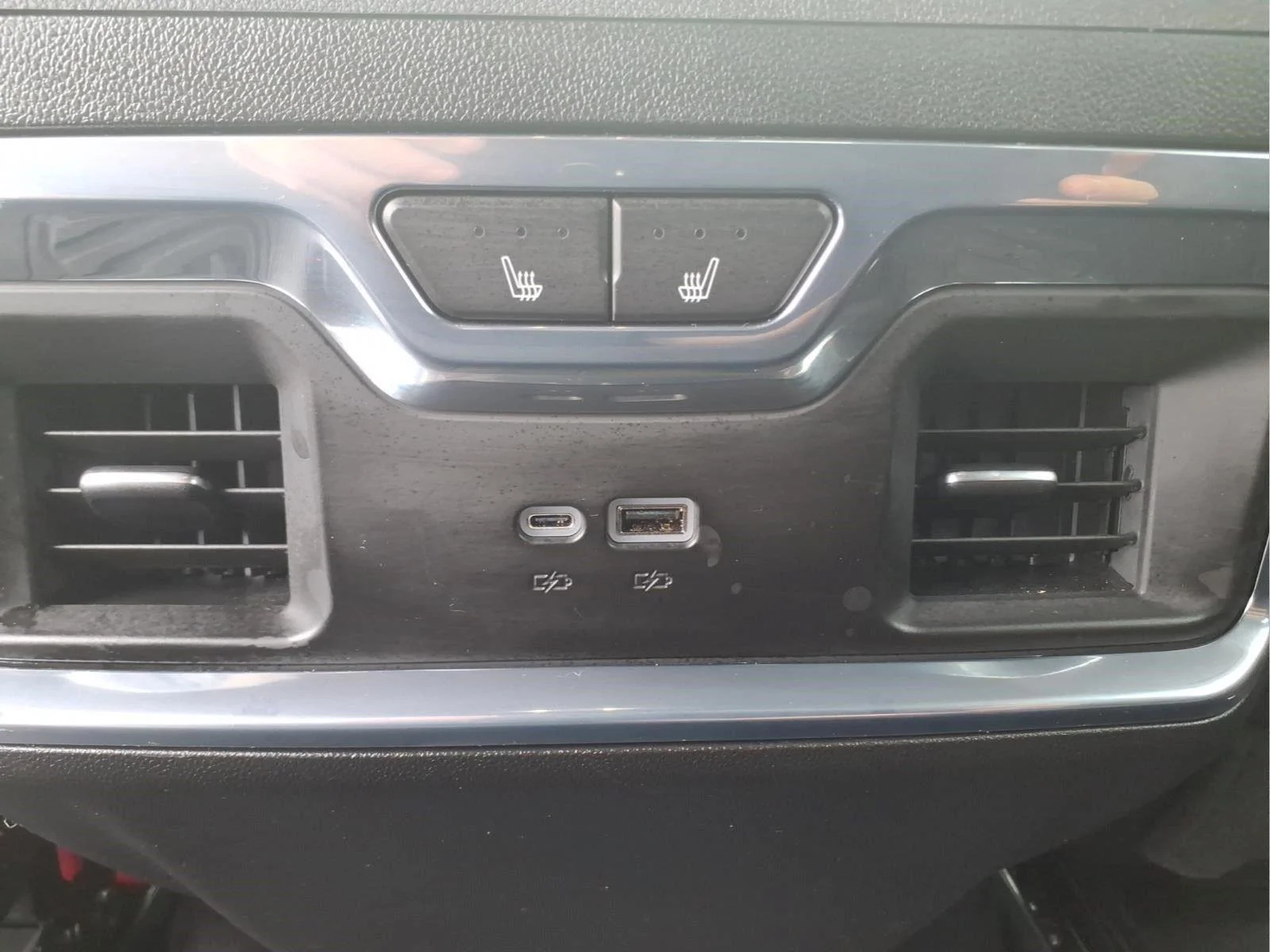 Used 2025 Black Chevrolet LTZ image 16