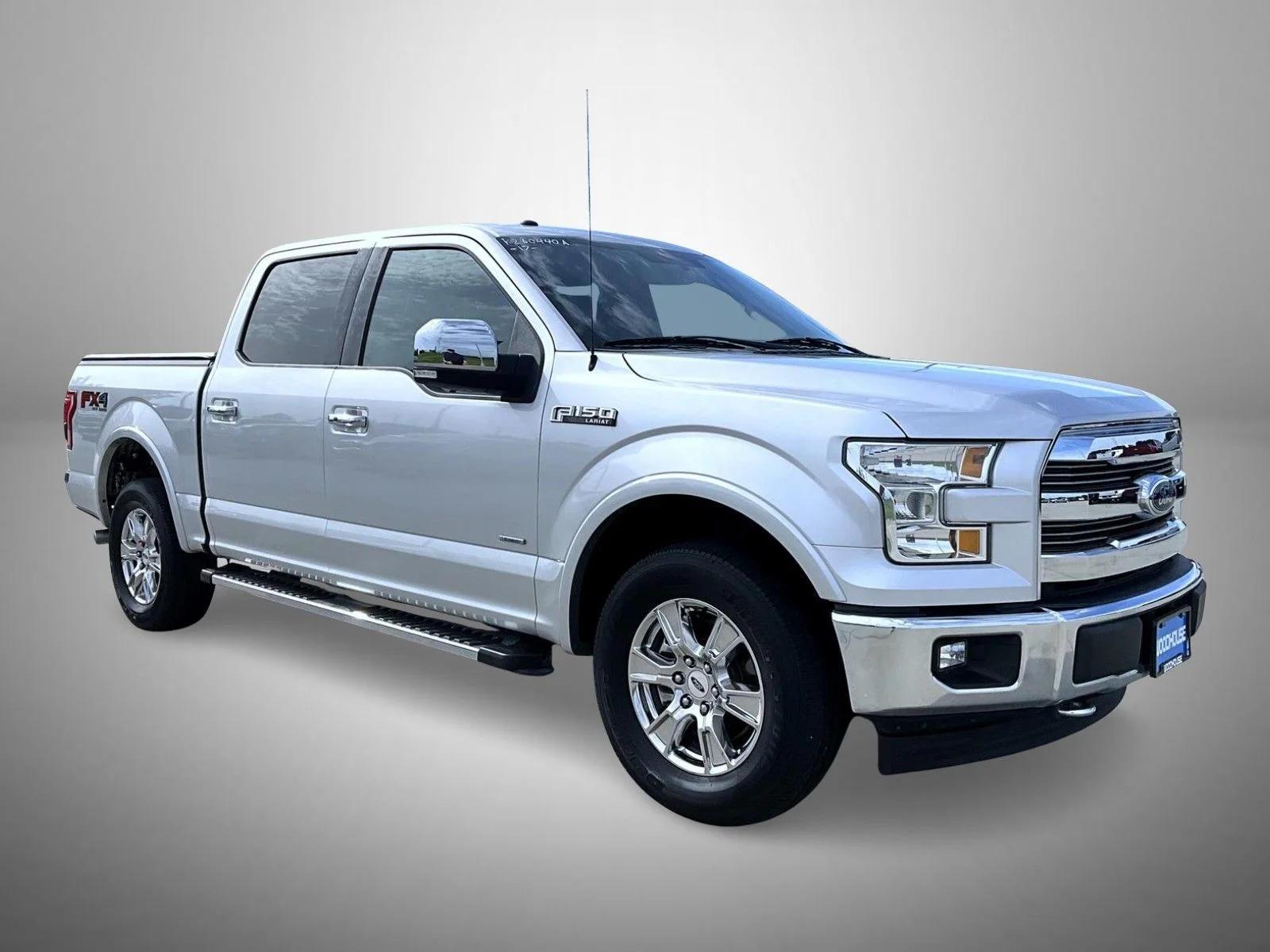 Used 2017 Silver Ford Lariat image 3