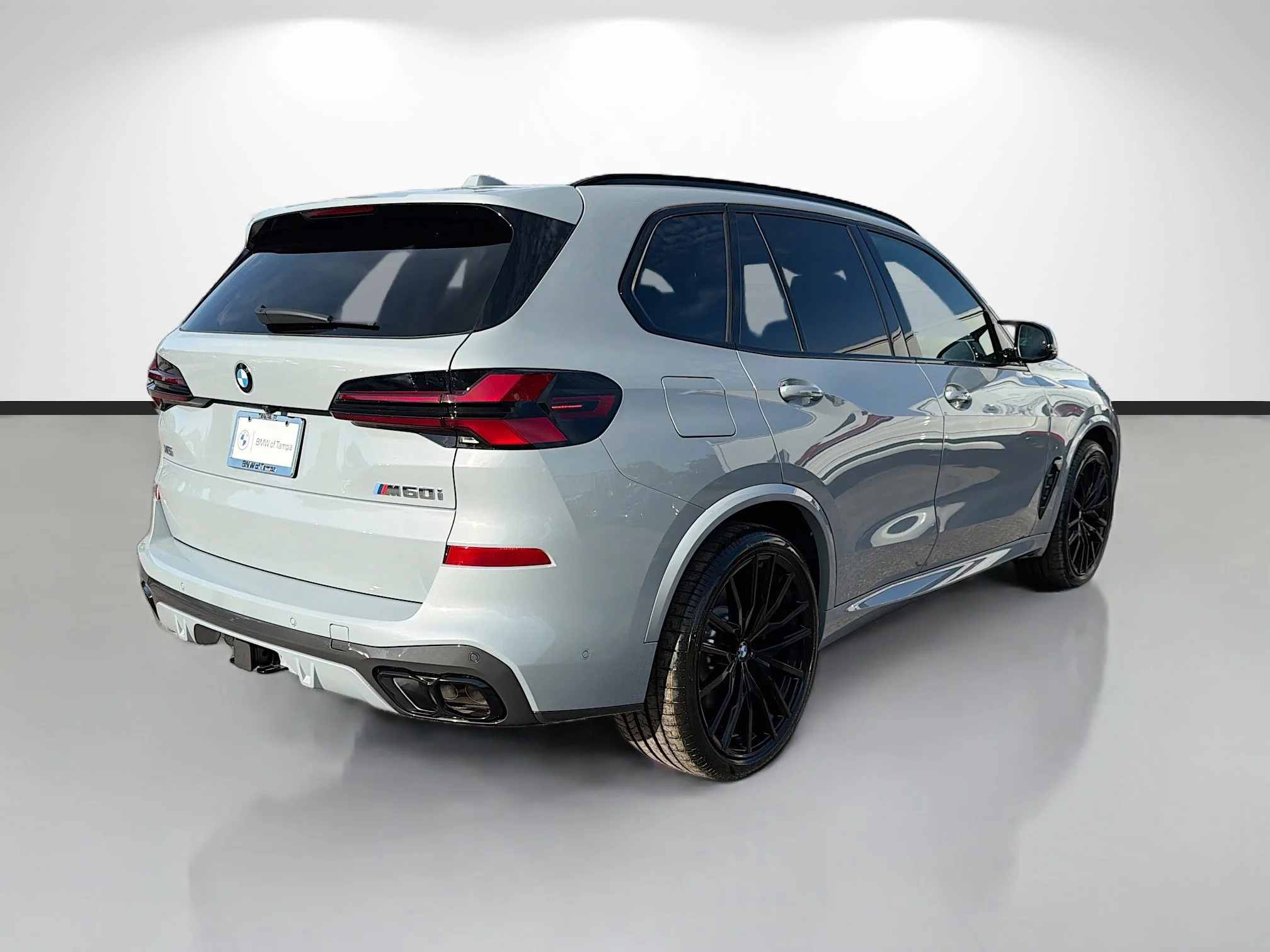 New 2026 Brooklyn Grey Metallic BMW M60i image 3