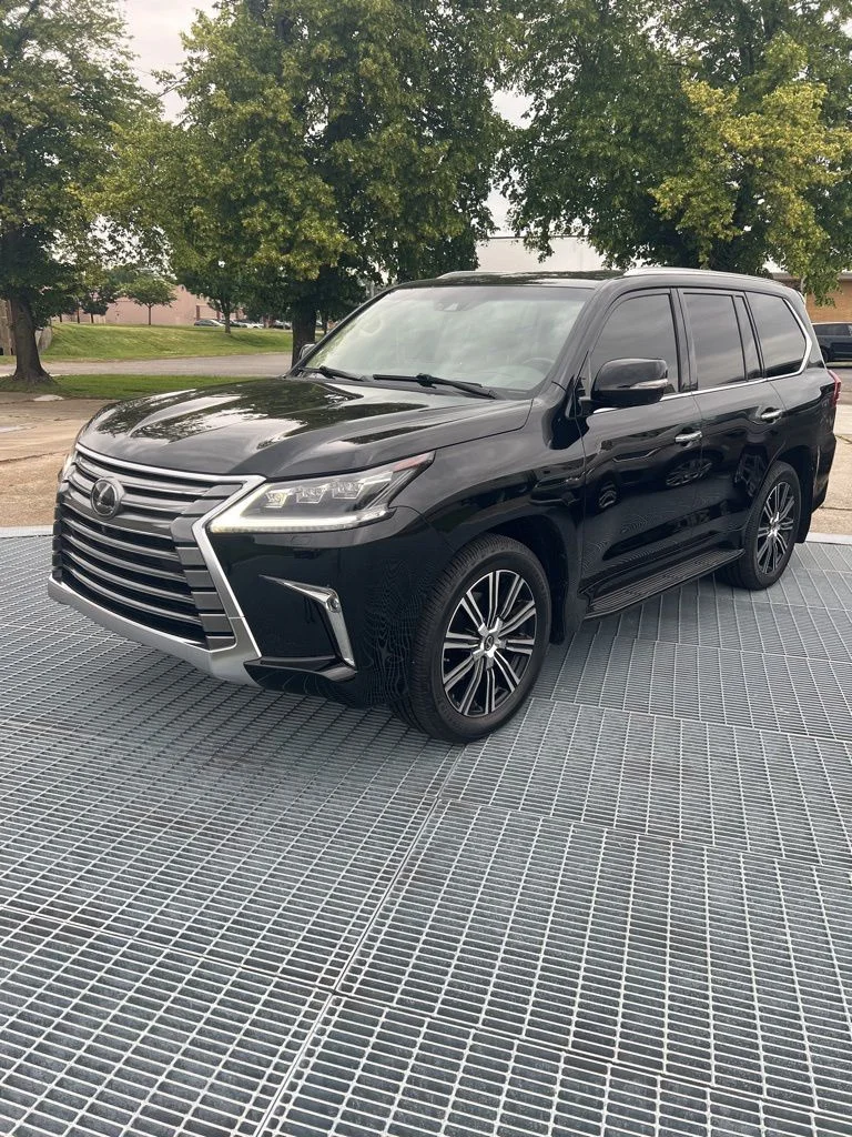 2021 Lexus LX 600 570 THREE-ROW's photo