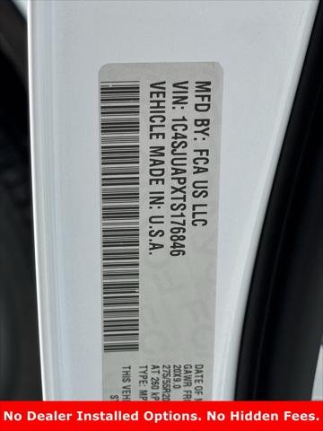 New 2026 Bright White Clear-Coat Exterior Paint Jeep Grand Wagoneer image 21