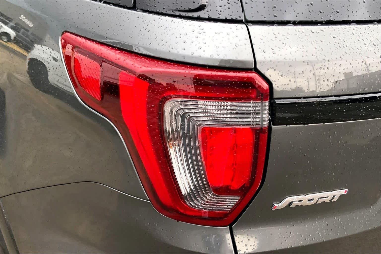 Used 2019 Magnetic Metallic Ford Sport image 26