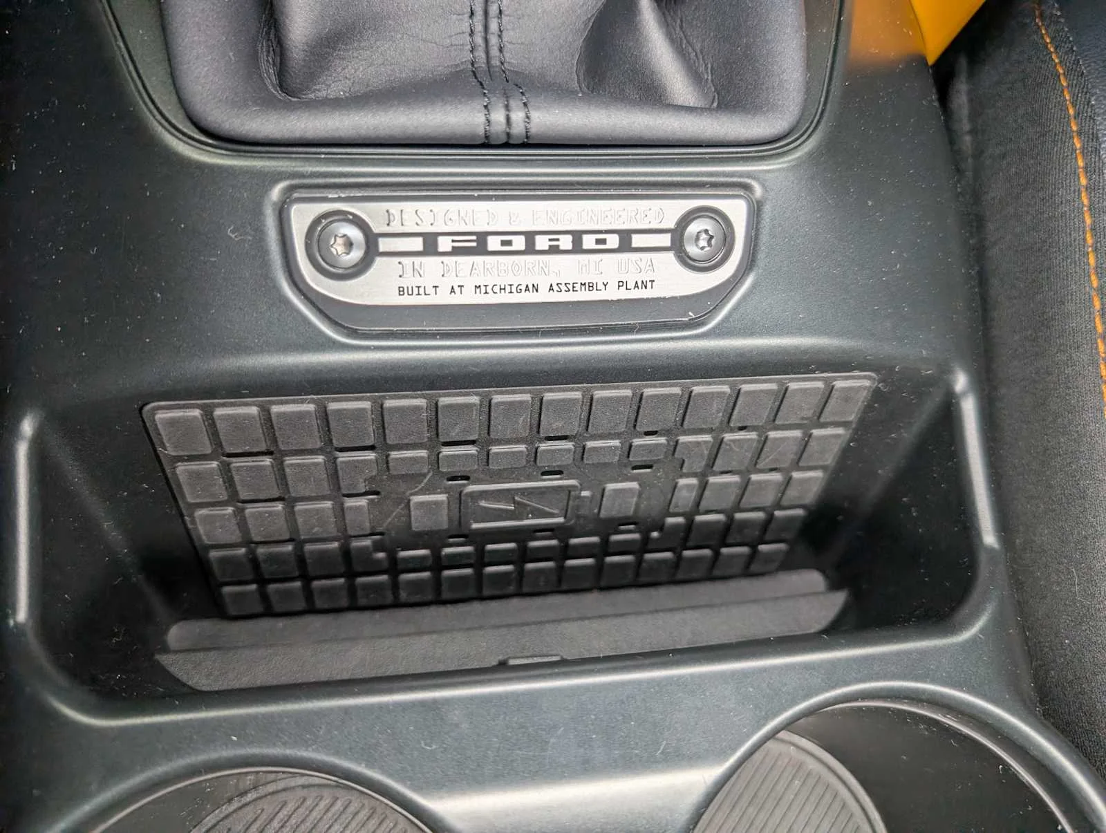 Used 2024 Shadow Black Ford Badlands image 30