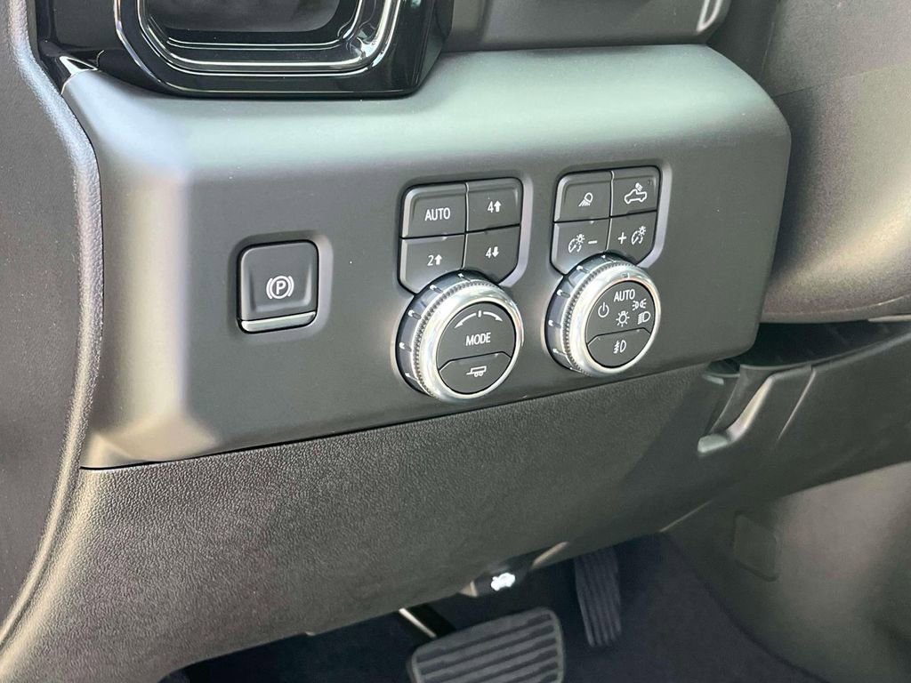 2026 GMC Sierra 2500HD AT4 - Photo 24