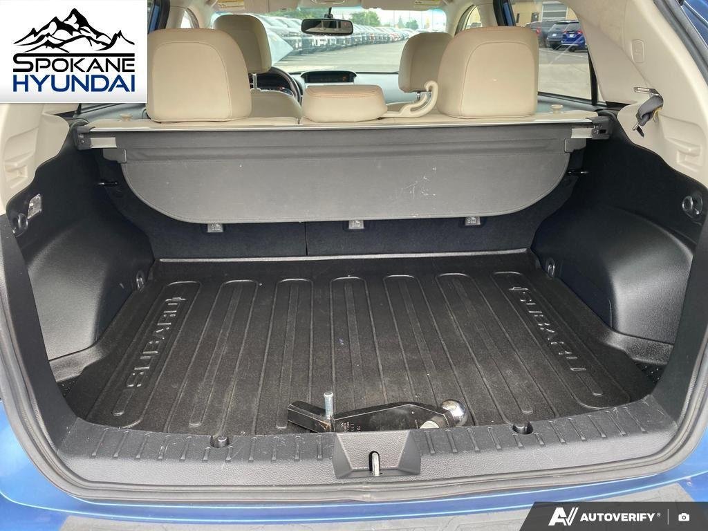 Used 2016 Quartz Blue Pearl Subaru Limited image 15