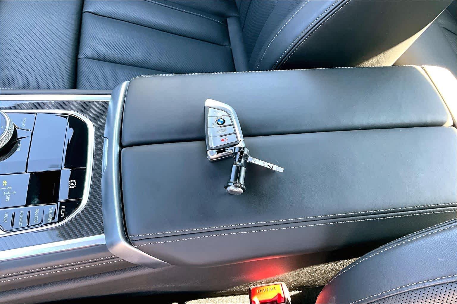 Used 2025 Skyscraper Grey Metallic BMW M850i xDrive image 14