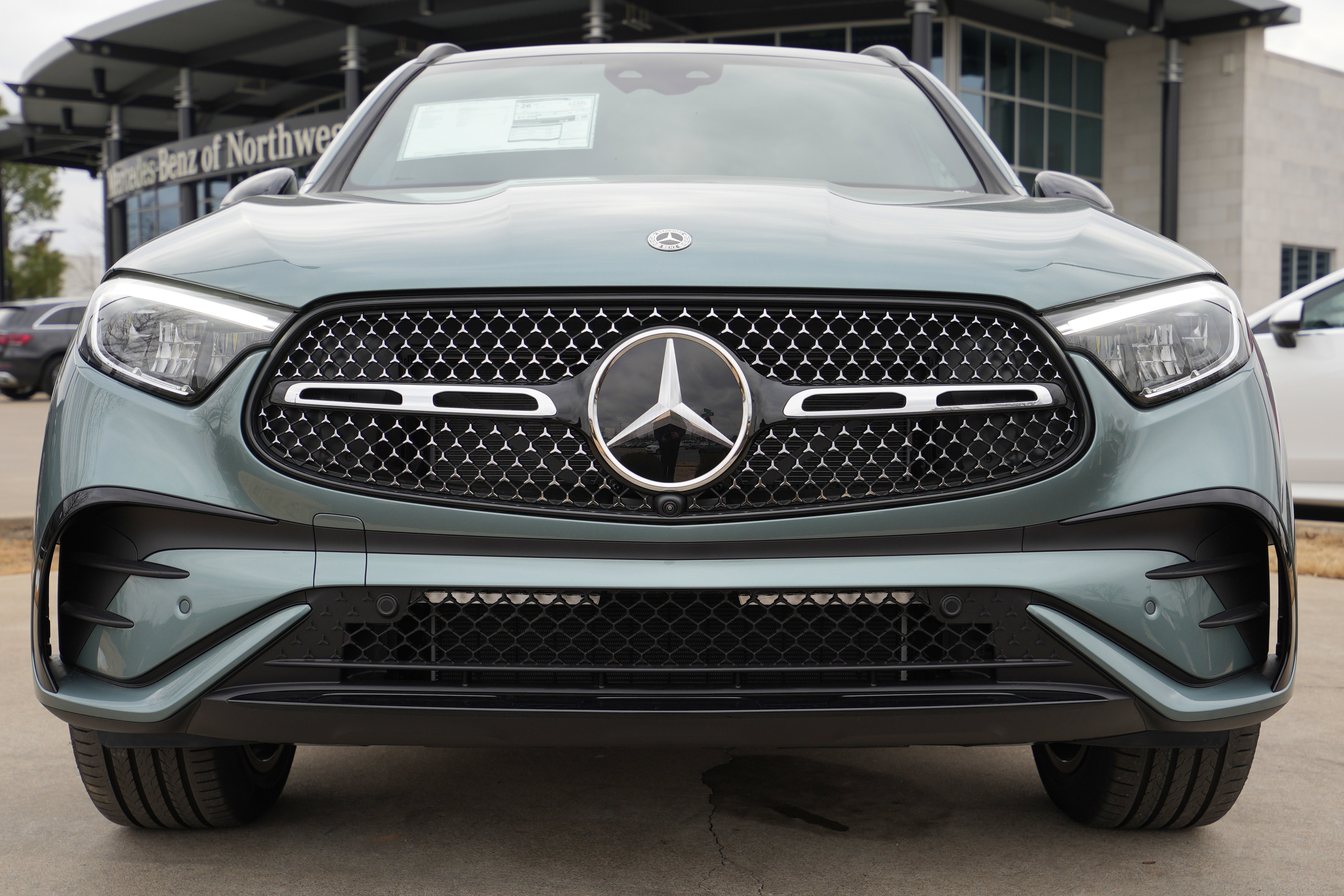 New 2026 Verde Silver Metallic Mercedes-Benz GLC 300 image 10