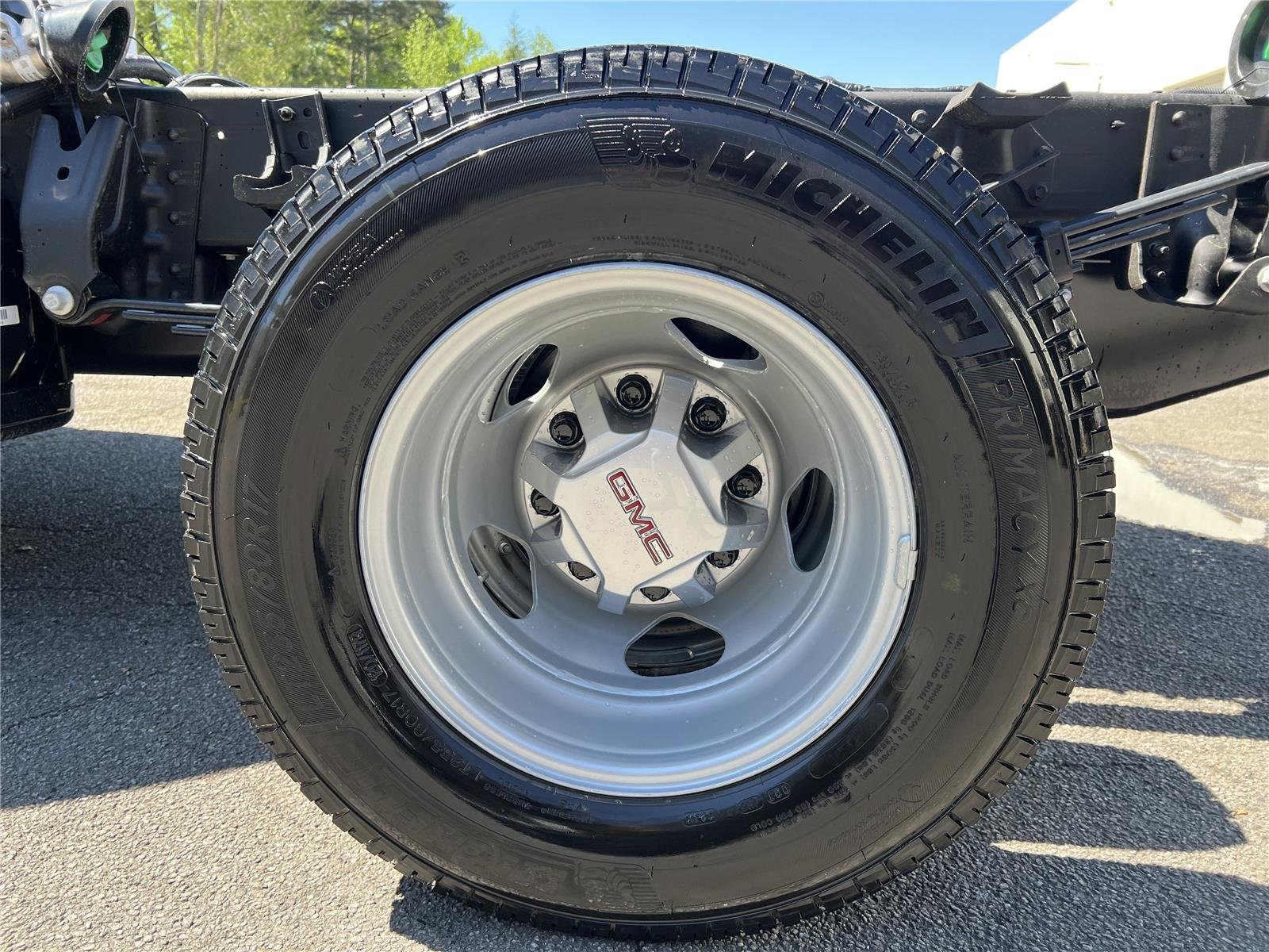 2026 GMC Sierra 3500 Chassis Cab Pro - Photo 18