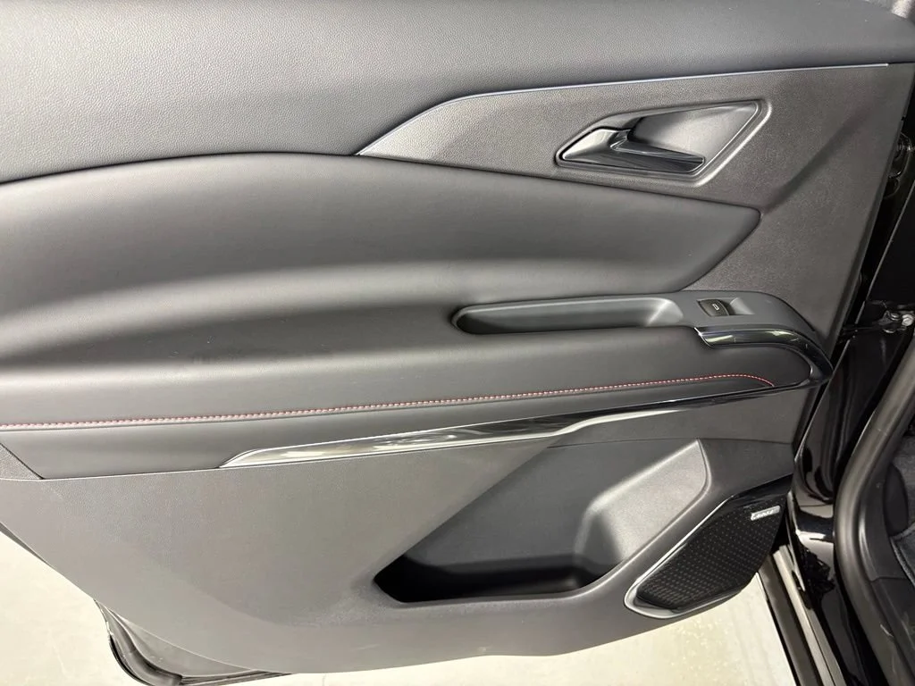 2027 Chevrolet Traverse RS - Photo 40