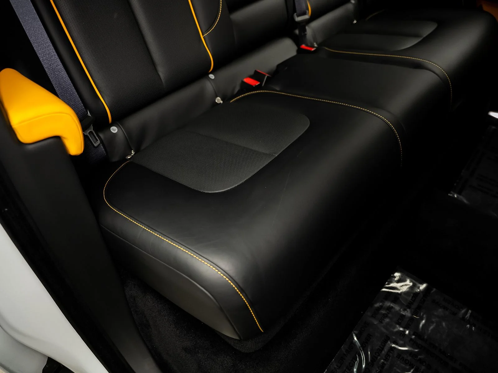 Used 2023 White Rolls-Royce Black Badge image 37