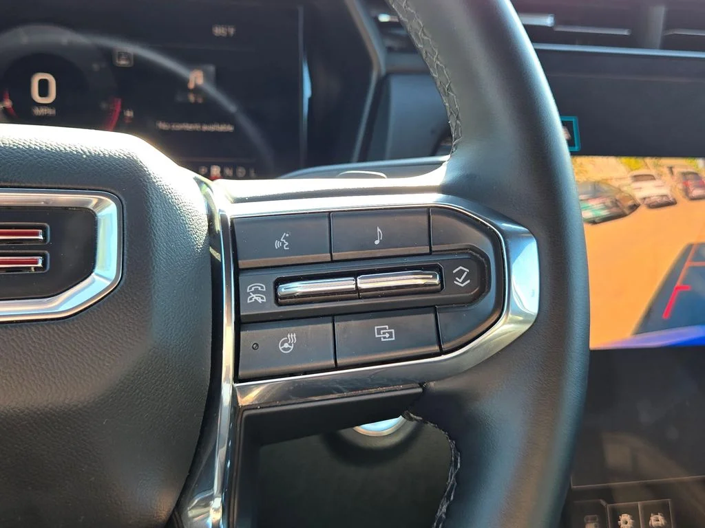 Used 2026 Rapids Metallic GMC Elevation image 28
