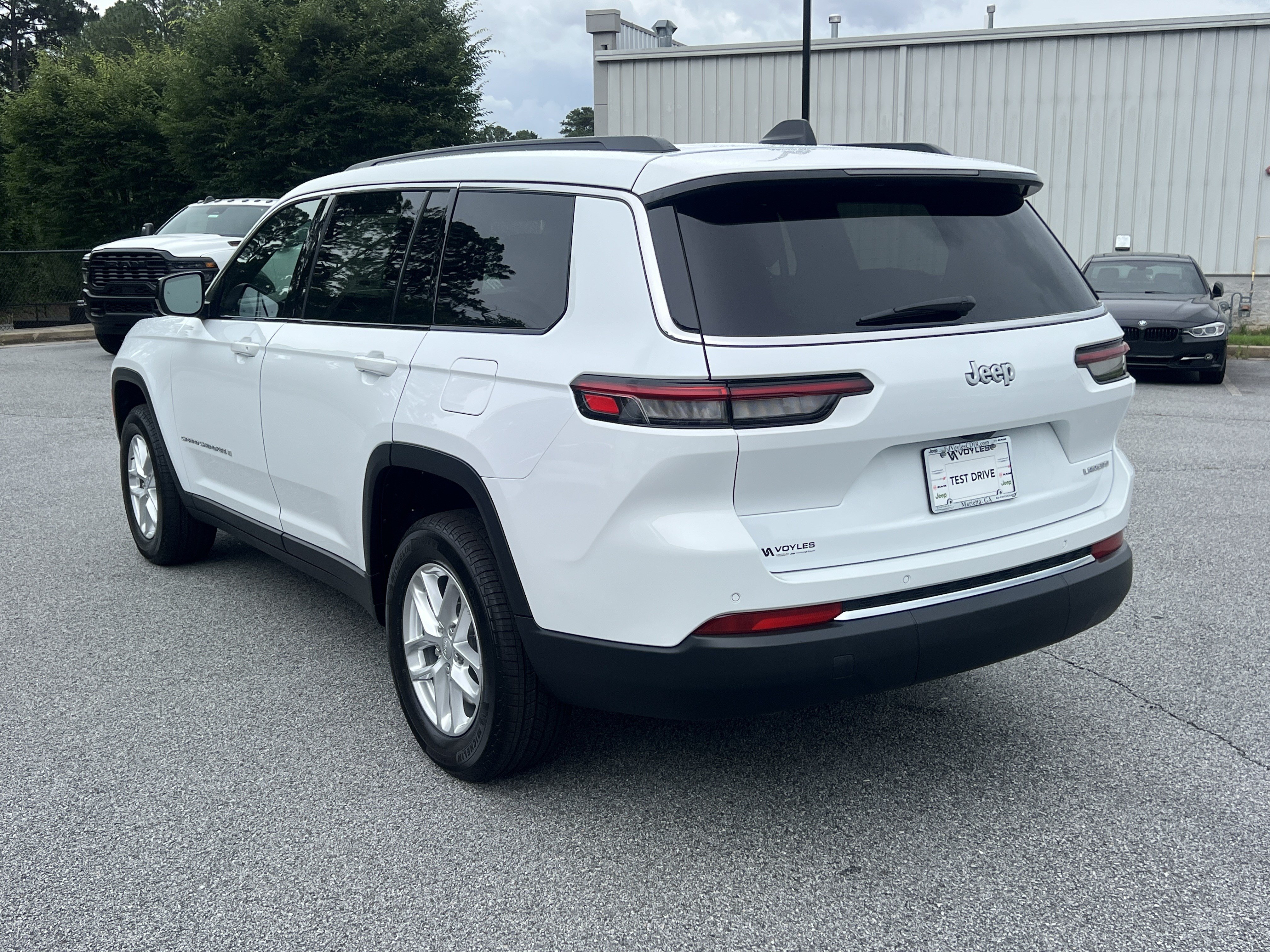 New 2026 Bright White Clearcoat Jeep Laredo image 6