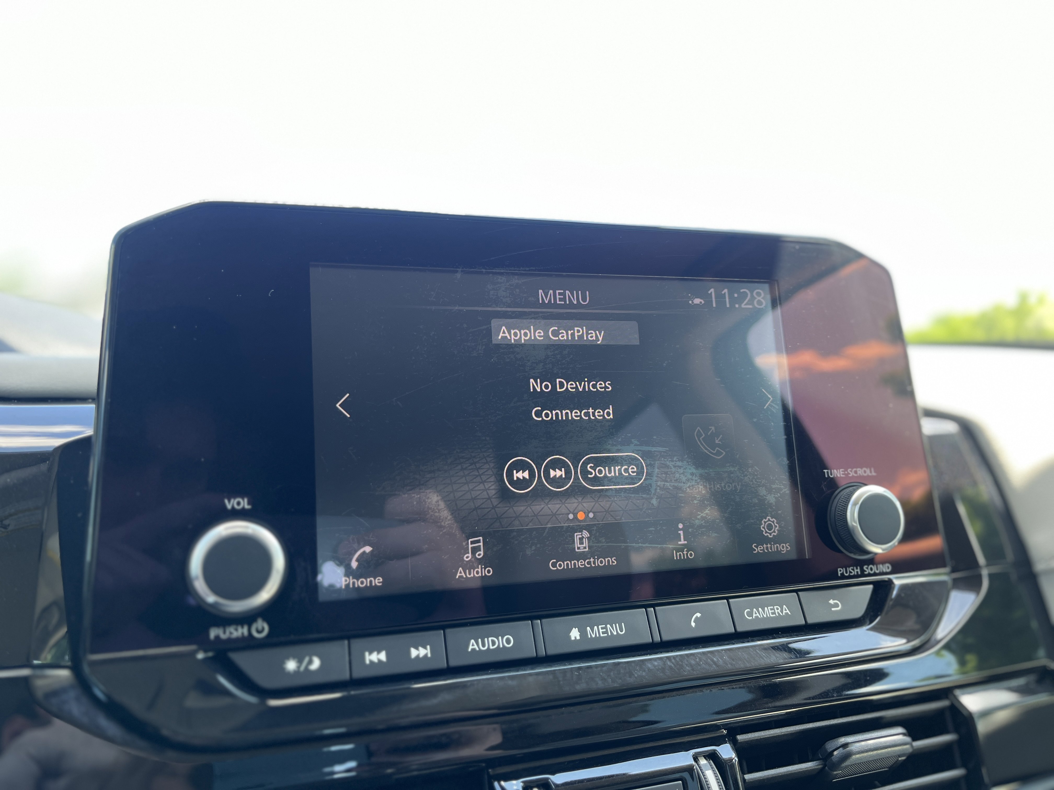 Used 2022 Super Black Nissan SV image 19