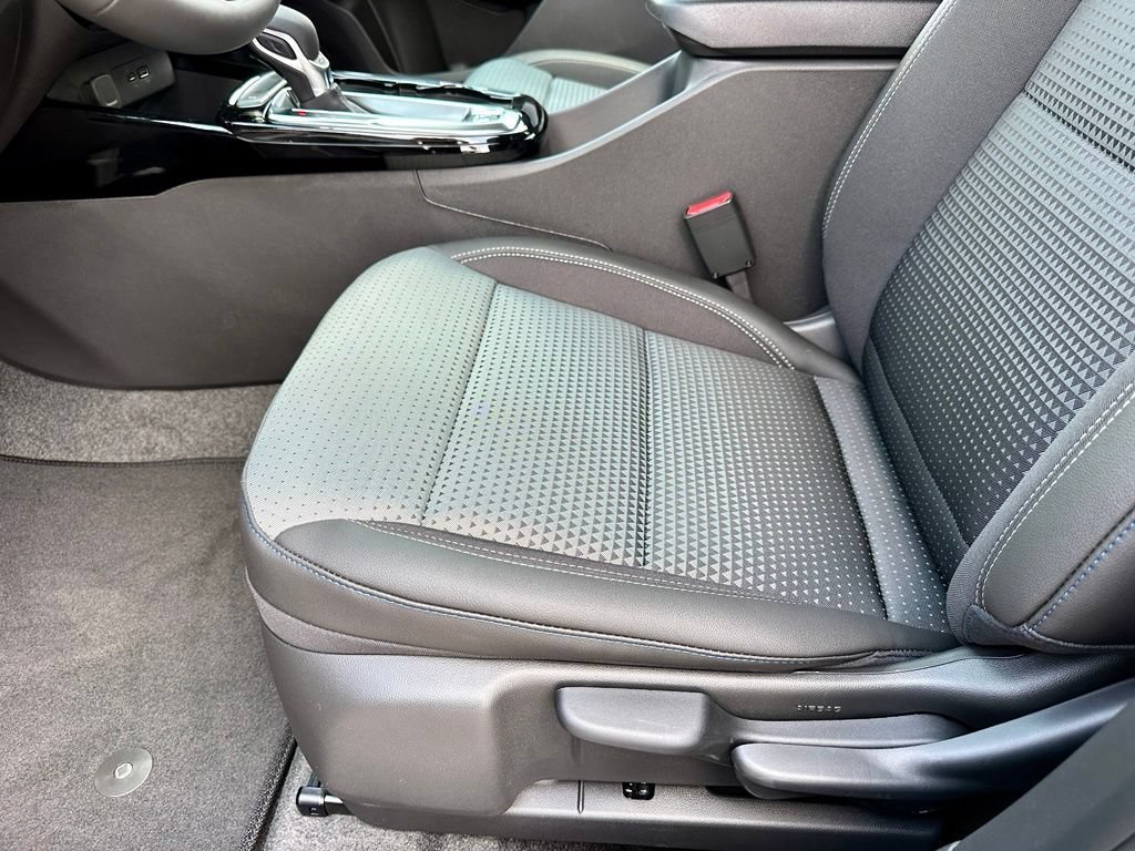 New 2026 Mosaic Black Metallic Chevrolet LT image 15