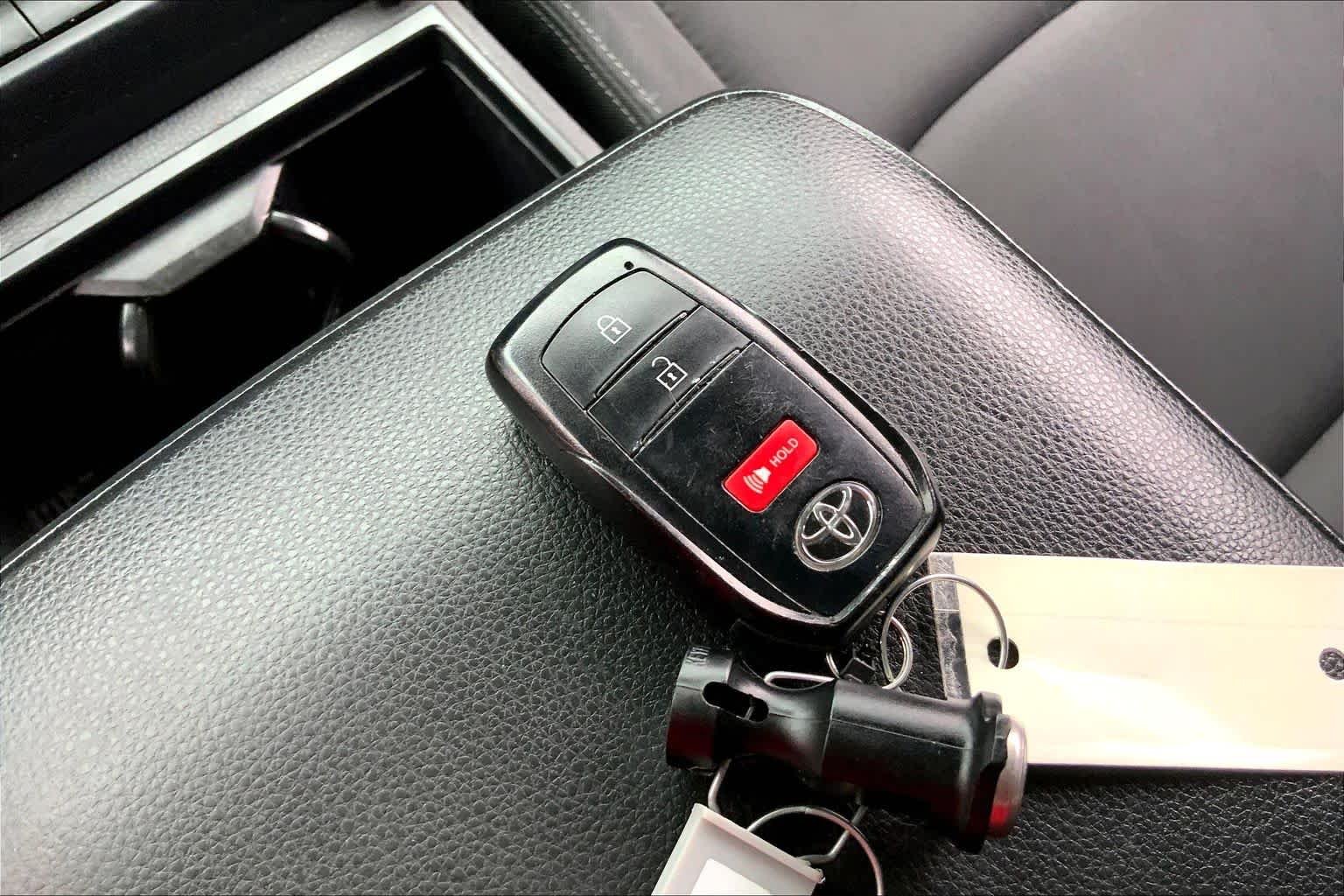 Used 2024 Underground Toyota SR image 7